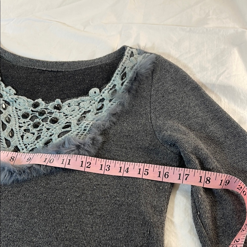 Gray Sweater with Real Fur and Lace Detail Size Medium - Picture 4 of 9